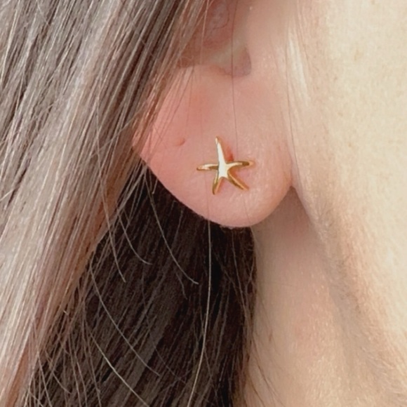 24k Gold Vermeil Starfish Stud Earrings - Picture 6 of 11